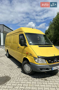 Грузовой фургон Mercedes-Benz Sprinter 2004 в 