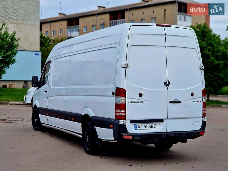 Грузовой фургон Mercedes-Benz Sprinter 2013 в Калуше