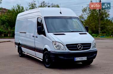 Вантажний фургон Mercedes-Benz Sprinter 2013 в Калуші