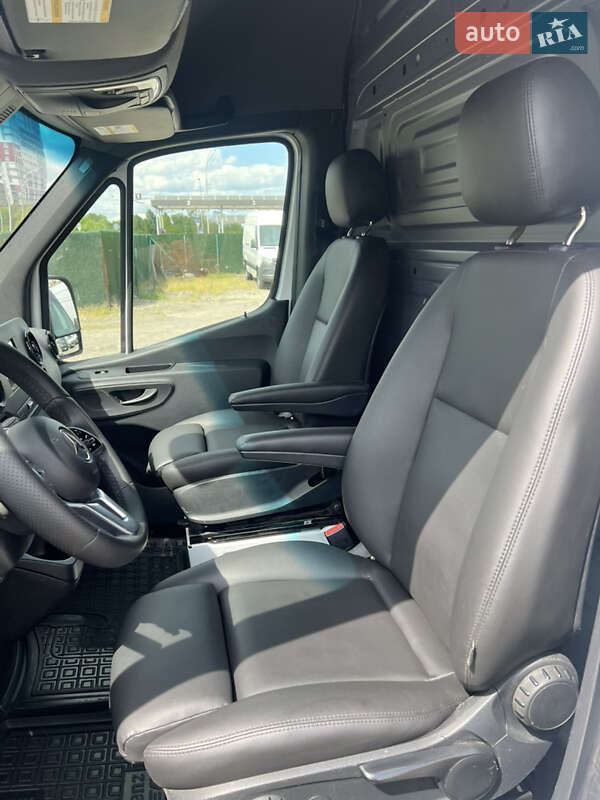 Вантажний фургон Mercedes-Benz Sprinter 2020 в Києві