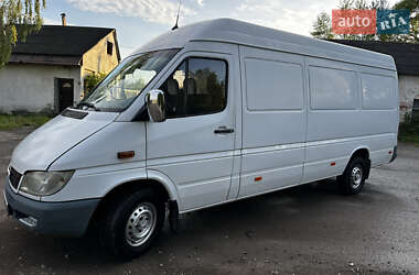Грузовой фургон Mercedes-Benz Sprinter 2005 в 