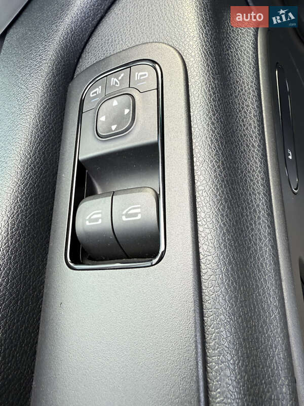Вантажний фургон Mercedes-Benz Sprinter 2018 в Львові