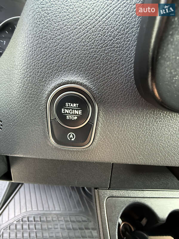 Вантажний фургон Mercedes-Benz Sprinter 2018 в Львові