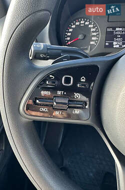 Грузовой фургон Mercedes-Benz Sprinter 2021 в 