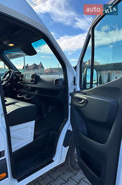 Грузовой фургон Mercedes-Benz Sprinter 2021 в 