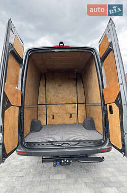 Мікроавтобус Mercedes-Benz Sprinter 2020 в 
