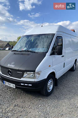 Грузовой фургон Mercedes-Benz Sprinter 1996 в Костополе