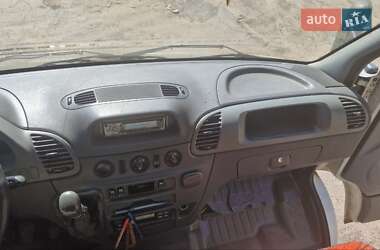 Грузовой фургон Mercedes-Benz Sprinter 2005 в 