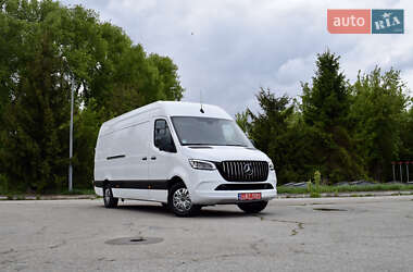 Грузовой фургон Mercedes-Benz Sprinter 2020 в 