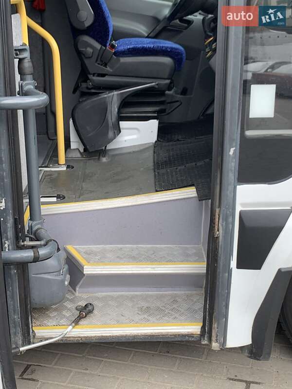 Інші автобуси Mercedes-Benz Sprinter 2013 в Чернівцях