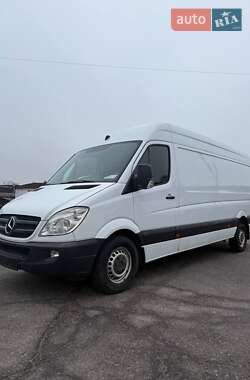 Вантажний фургон Mercedes-Benz Sprinter 2012 в Хмільнику