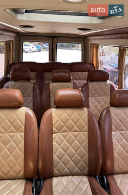 Микроавтобус Mercedes-Benz Sprinter 2005 в 