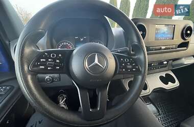 Вантажний фургон Mercedes-Benz Sprinter 2021 в 