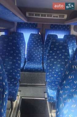 Приміський автобус Mercedes-Benz Sprinter 2011 в 