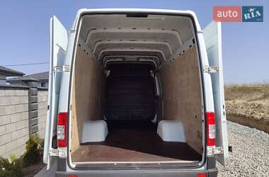 Грузовой фургон Mercedes-Benz Sprinter 2003 в 
