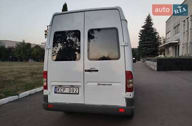 Грузовой фургон Mercedes-Benz Sprinter 2006 в 