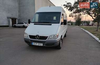 Грузовой фургон Mercedes-Benz Sprinter 2006 в 