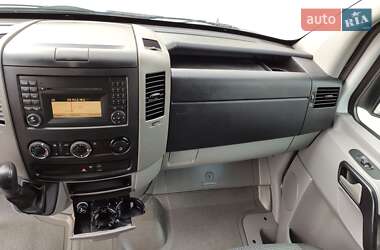 Вантажний фургон Mercedes-Benz Sprinter 2011 в 