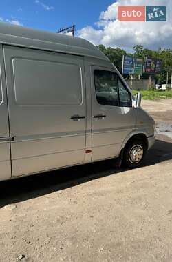 Грузовой фургон Mercedes-Benz Sprinter 1998 в 