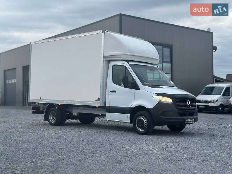 Вантажний фургон Mercedes-Benz Sprinter 2021 в 