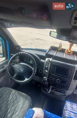 Приміський автобус Mercedes-Benz Sprinter 2011 в 
