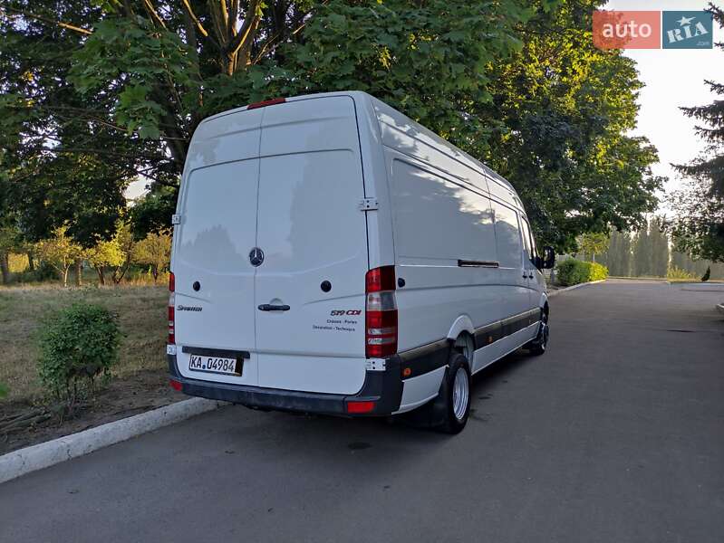 Грузовой фургон Mercedes-Benz Sprinter 2011 в Ровно