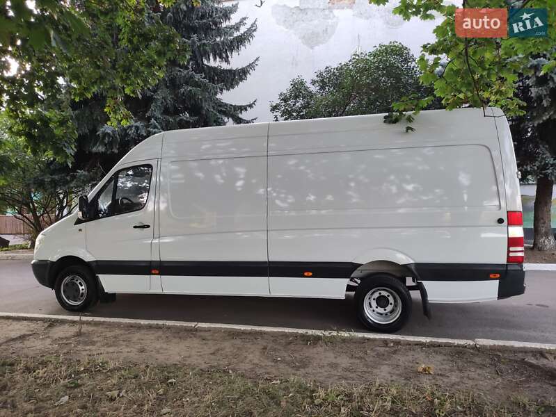 Грузовой фургон Mercedes-Benz Sprinter 2011 в Ровно