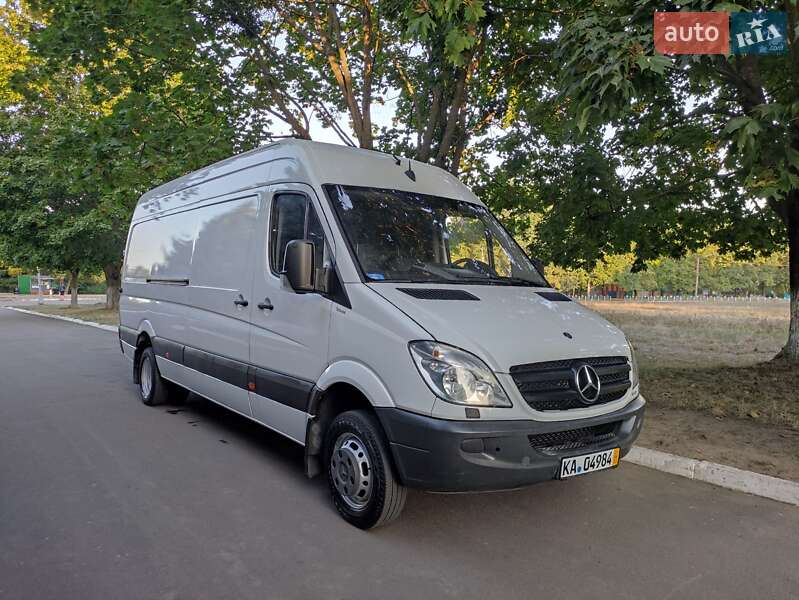 Грузовой фургон Mercedes-Benz Sprinter 2011 в Ровно