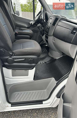 Грузовой фургон Mercedes-Benz Sprinter 2017 в 