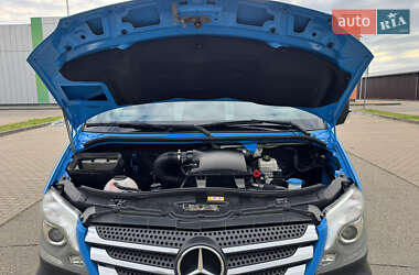 Грузовой фургон Mercedes-Benz Sprinter 2016 в 