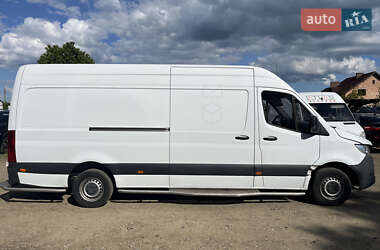 Грузовой фургон Mercedes-Benz Sprinter 2019 в 