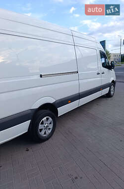 Грузовой фургон Mercedes-Benz Sprinter 2018 в 