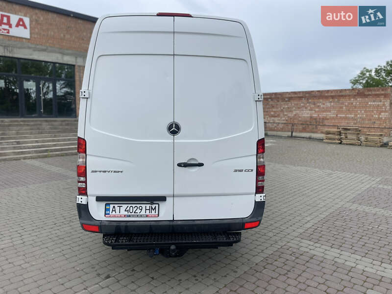Грузовой фургон Mercedes-Benz Sprinter 2013 в Снятине