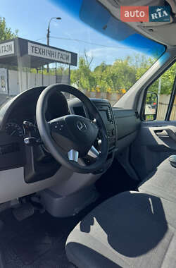 Грузовой фургон Mercedes-Benz Sprinter 2017 в 