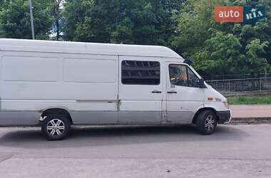 Вантажопасажирський фургон Mercedes-Benz Sprinter 2004 в 