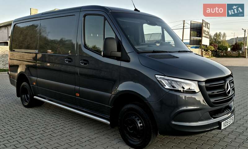 Грузовой фургон Mercedes-Benz Sprinter 2020 в Черновцах
