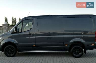 Вантажний фургон Mercedes-Benz Sprinter 2020 в 
