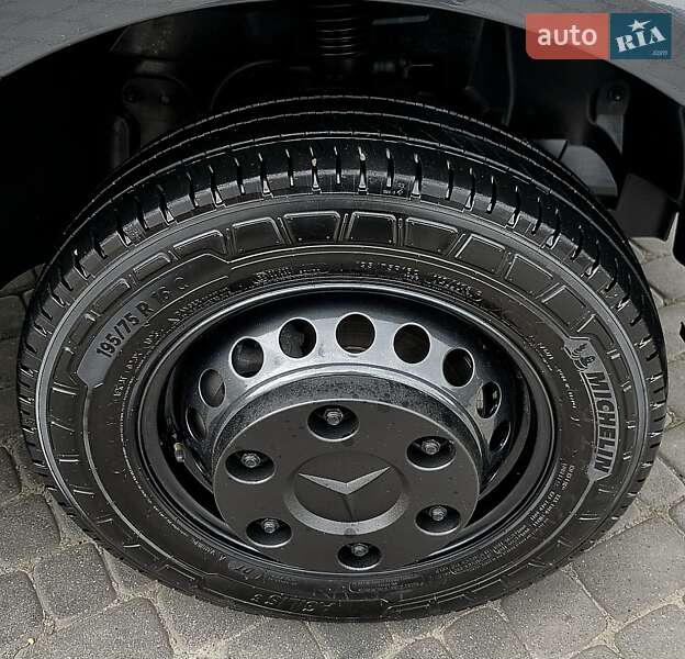 Грузовой фургон Mercedes-Benz Sprinter 2020 в Черновцах