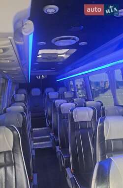 Туристический / Междугородний автобус Mercedes-Benz Sprinter 2012 в 
