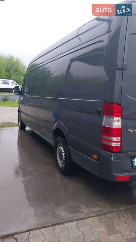 Грузовой фургон Mercedes-Benz Sprinter 2008 в Черновцах