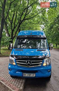 Грузовой фургон Mercedes-Benz Sprinter 2017 в 