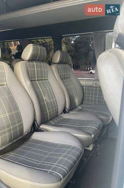 Микроавтобус Mercedes-Benz Sprinter 2004 в 