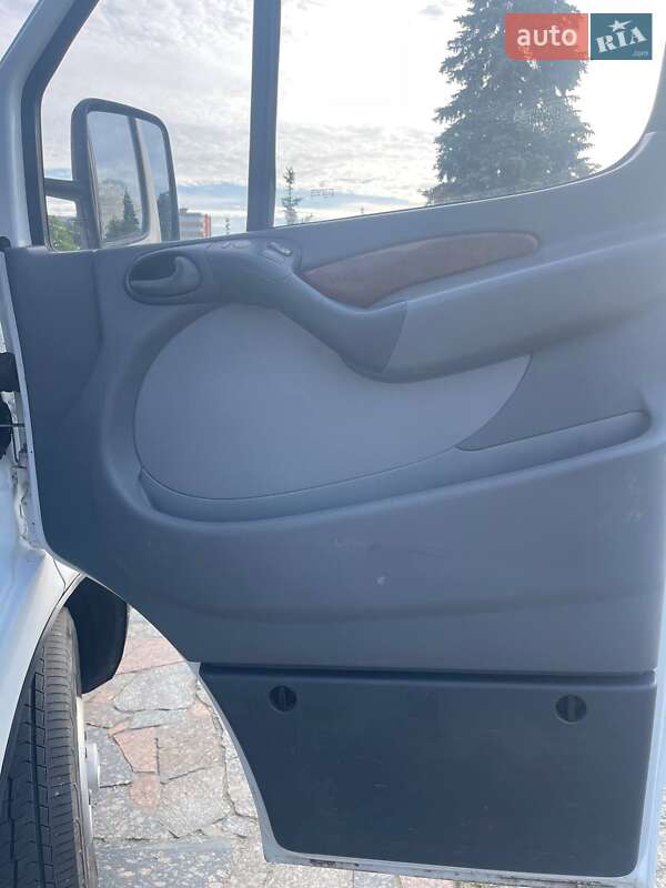 Микроавтобус Mercedes-Benz Sprinter 2004 в Кременчуге