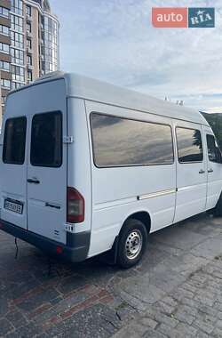 Микроавтобус Mercedes-Benz Sprinter 2004 в 