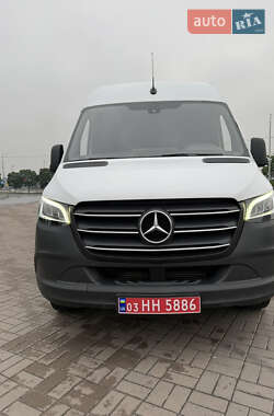 Грузопассажирский фургон Mercedes-Benz Sprinter 2021 в 