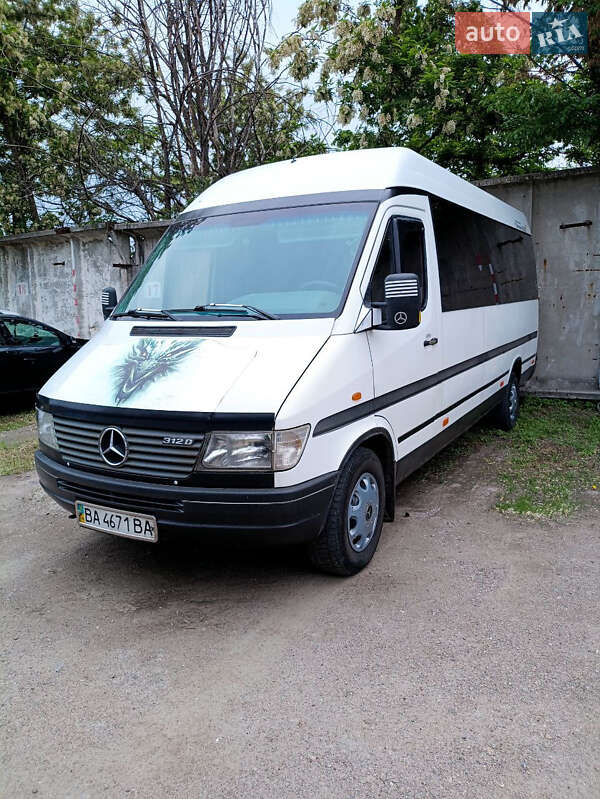 Приміський автобус Mercedes-Benz Sprinter 1999 в Світловодську