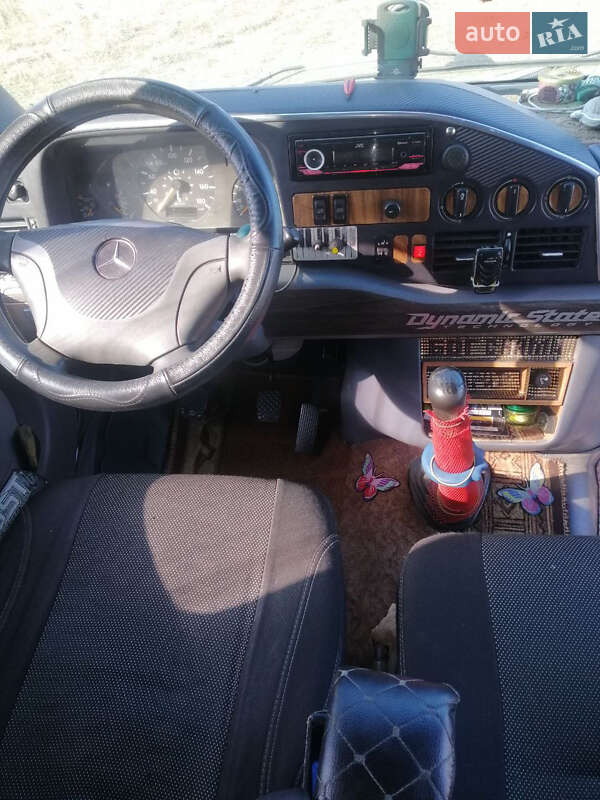 Приміський автобус Mercedes-Benz Sprinter 1999 в Світловодську