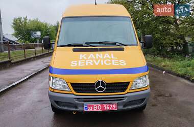 Вантажний фургон Mercedes-Benz Sprinter 2004 в Костопілі