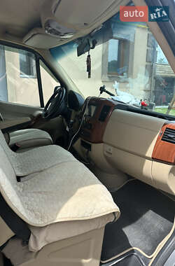 Грузопассажирский фургон Mercedes-Benz Sprinter 2010 в 