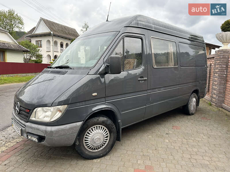 Mercedes-Benz Sprinter 2004